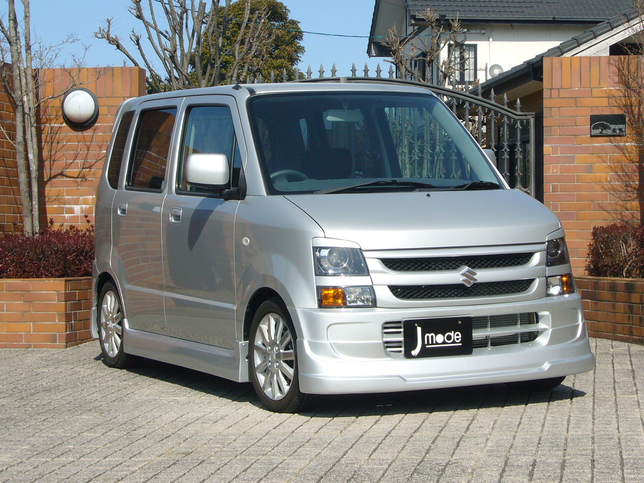 wagon_r_mh_lmtd_2.jpg
